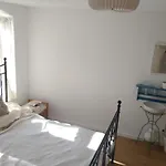 Wunderschoene Historische 3 Raum Apartman