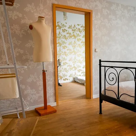 Apartmán Wunderschoene Historische 3 Raum *