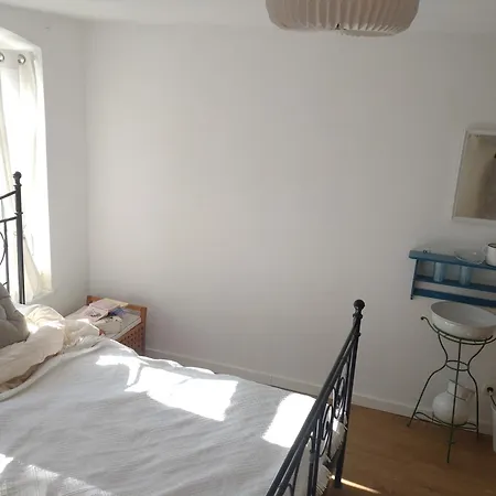 Wunderschöne Historische 3 Raum Apartment